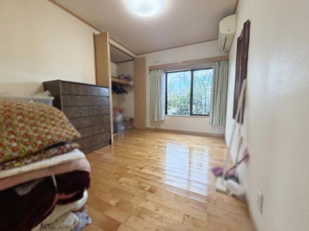 �m�� �N���[�[�b�g�t���̗m��