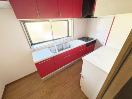 �L�b�`�� �L�߂̃V���N�������̉Ǝ����T�|�[�g�I
�X�g���X�̏��Ȃ��L�b�`�����[�N���������܂��I