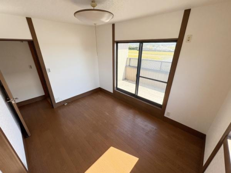 �m�� �o���R�j�[�ɖʂ������邢�����ł��B
�L���o���R�j�[���炽���Ղ�̌����������܂���

