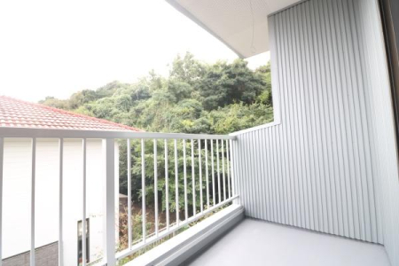 �o���R�j�[ -