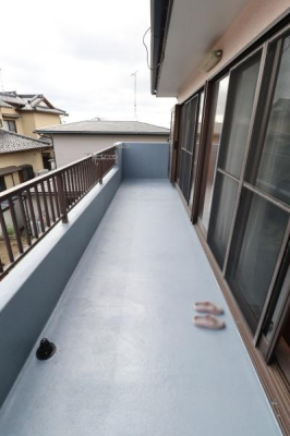 �o���R�j�[ -